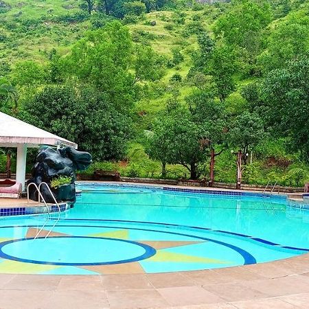 נאסיק Golden Resort And Farm מראה חיצוני תמונה